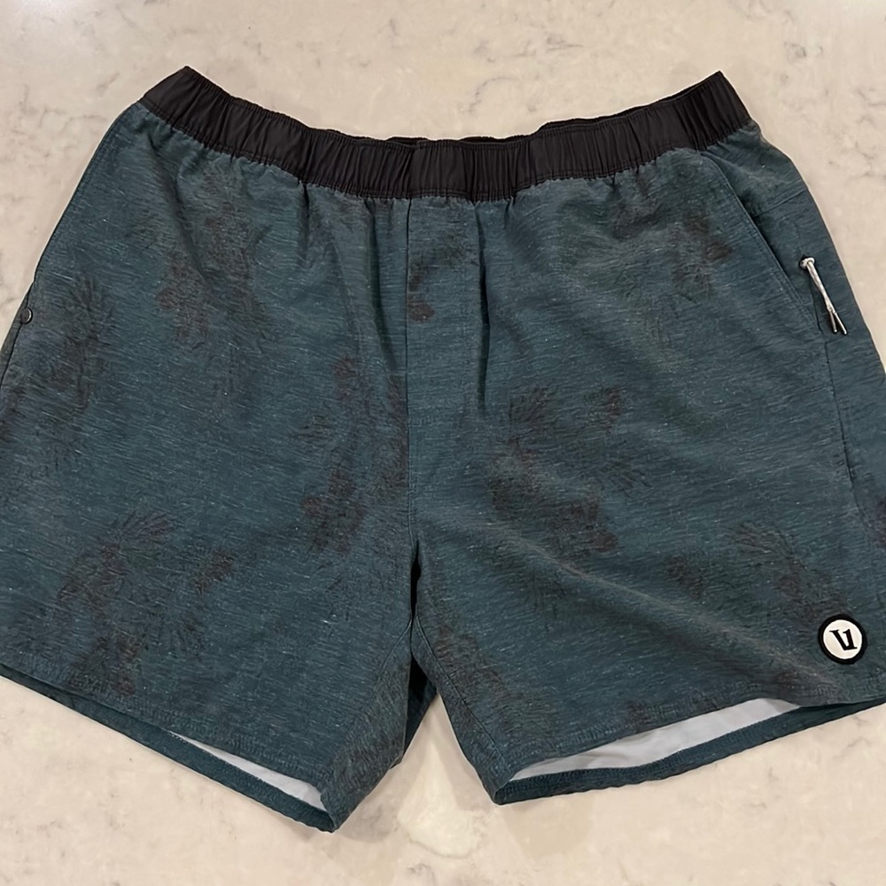 Vuori Cape Swim Trunks Shorts XL